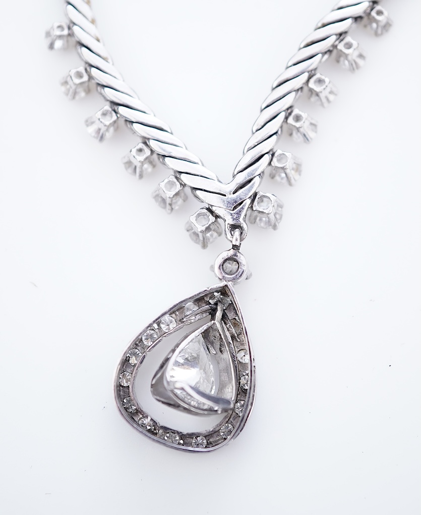 A diamond necklace